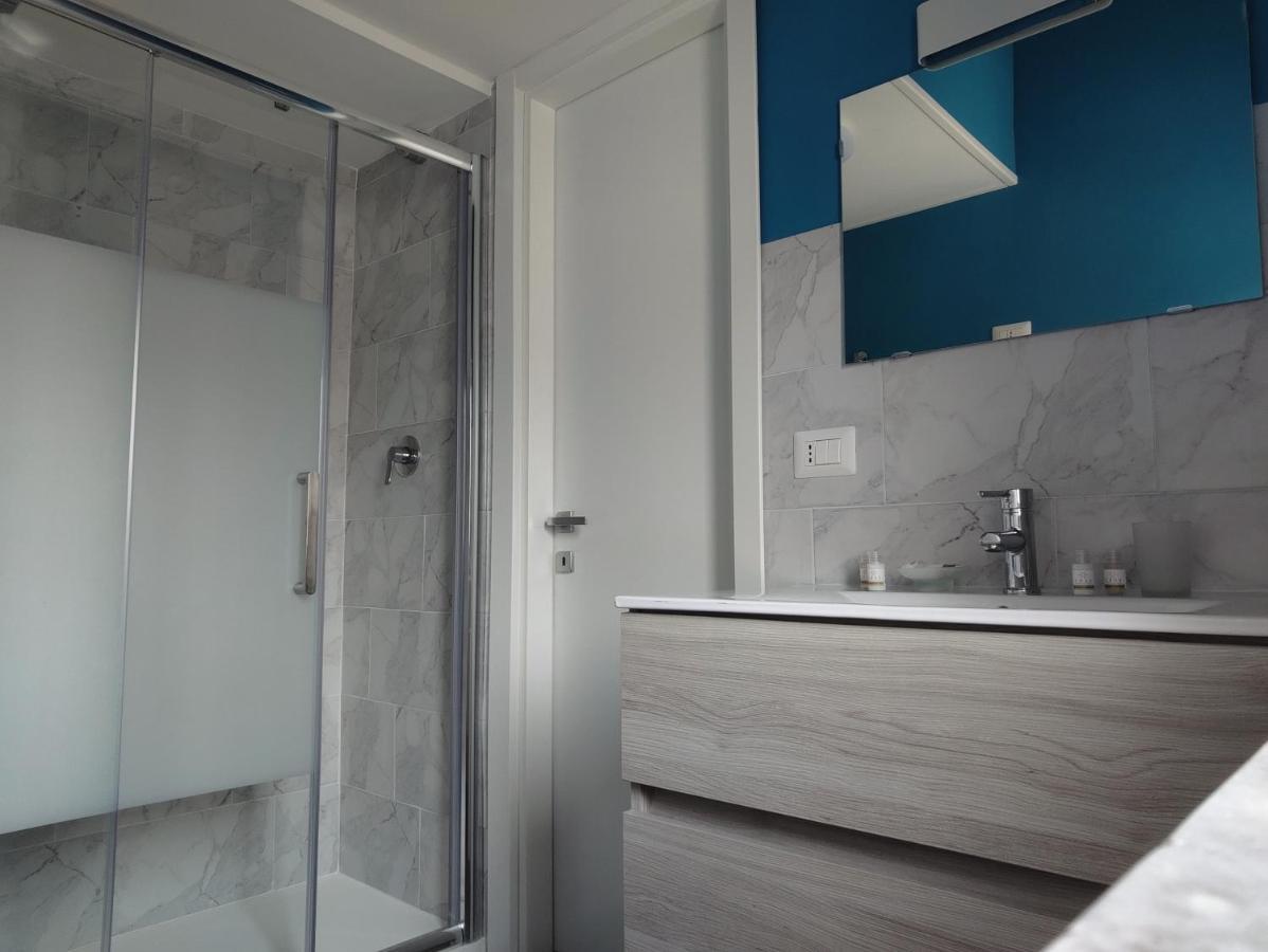 B&B Libra Rooms & Suite Salerno Exterior foto