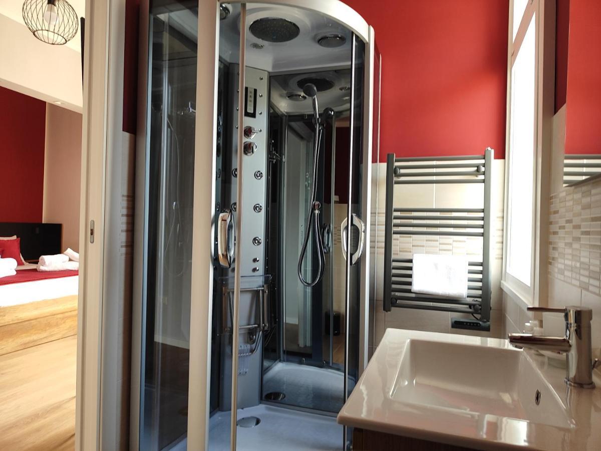 B&B Libra Rooms & Suite Salerno Exterior foto