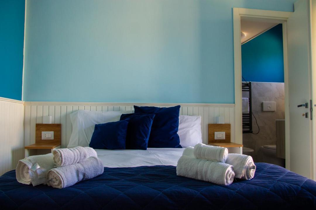 B&B Libra Rooms & Suite Salerno Exterior foto